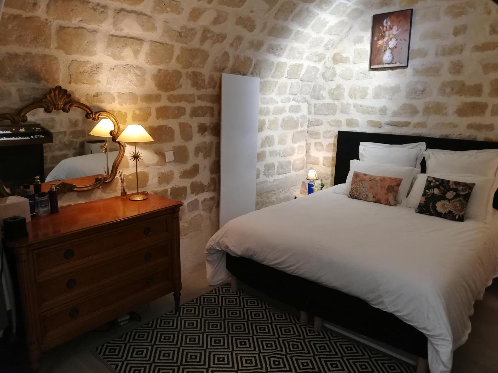 Ferienwohnung Les Freres Montgolfier - Le Marais - 80 M2 Paris Exterior foto